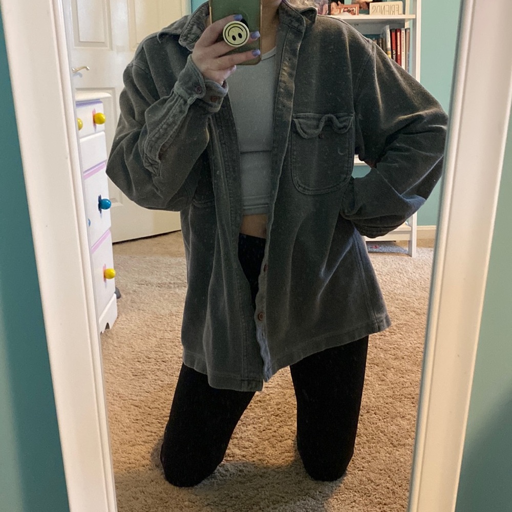 Cute oversized jacket. Lightly worn.